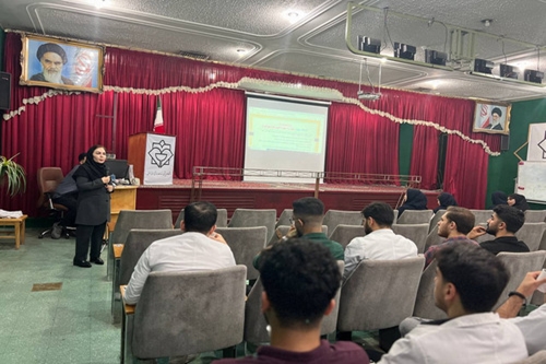 یییی